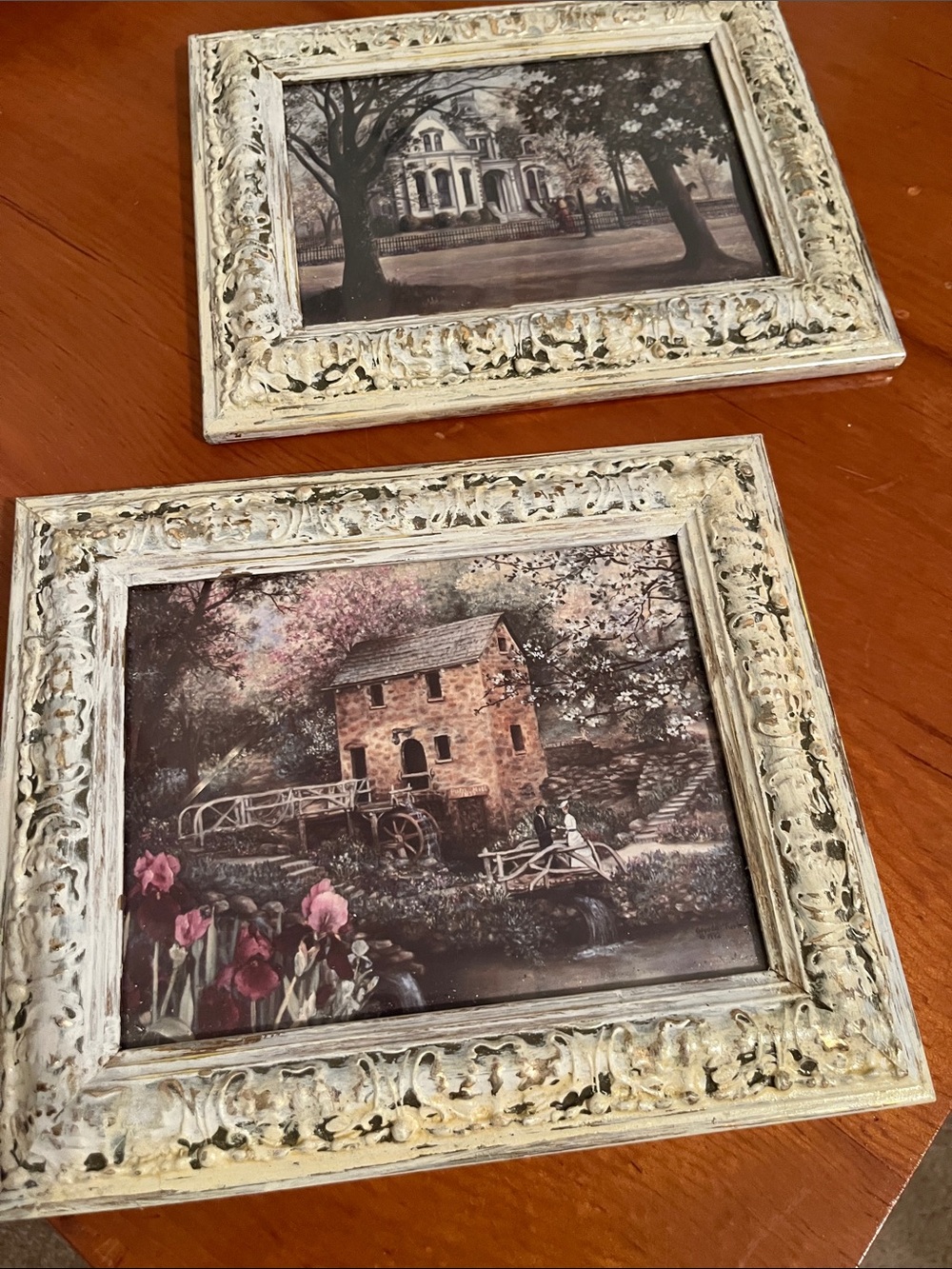 Vintage Style Cream Picture Frame Wall Art - Set of 2